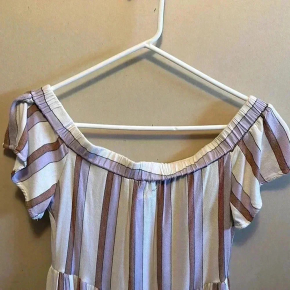 Dress - Picture 5 of 9